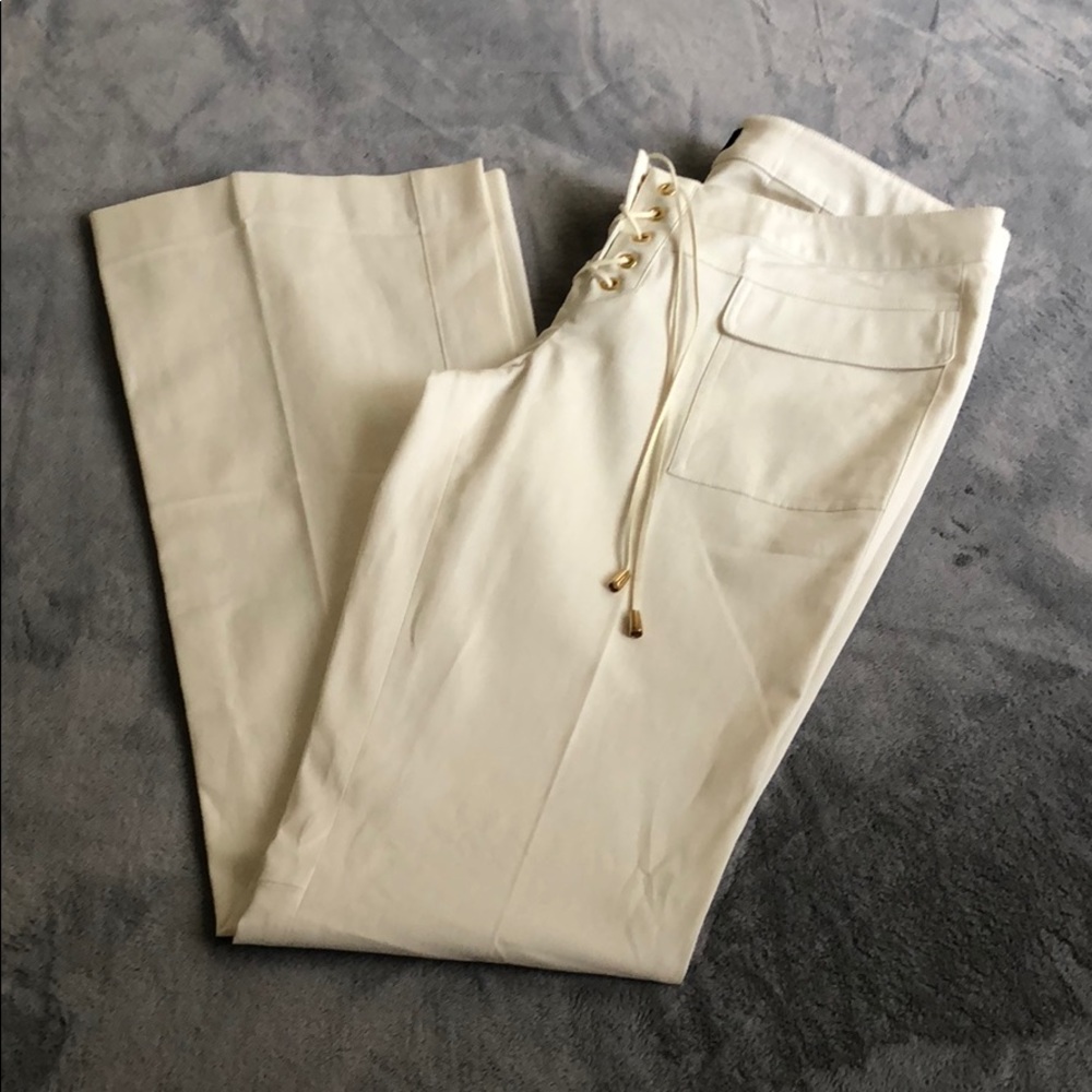 Body by Victoria off white pants